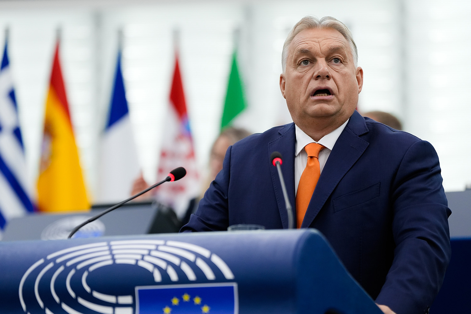 Hungary Rejects Euro Adoption, Keeps National Currency
