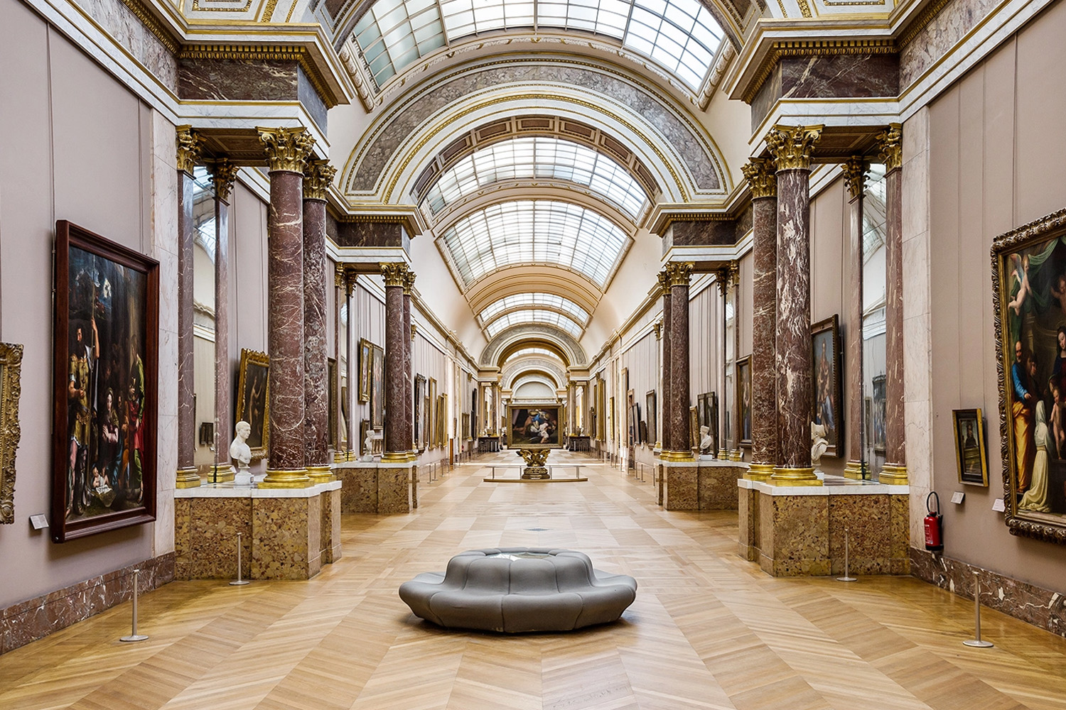 Top 10 Art Galleries to Visit Worldwide